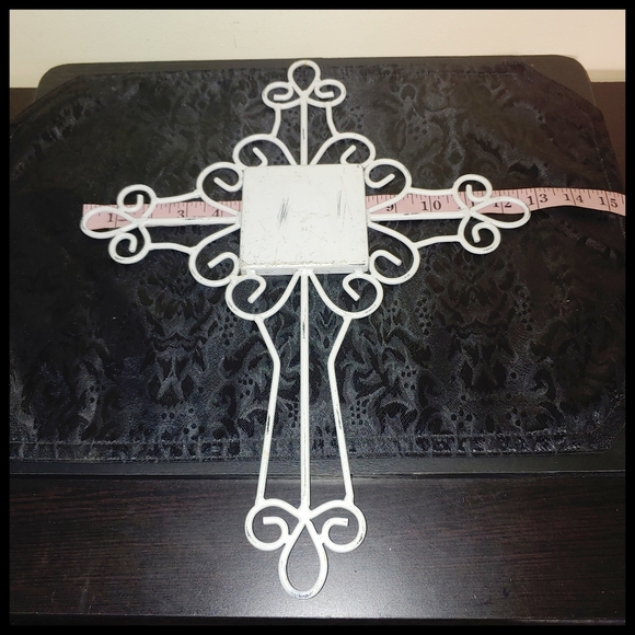 Elegant Mosaic Wall Cross Decor - Picture 4 of 4